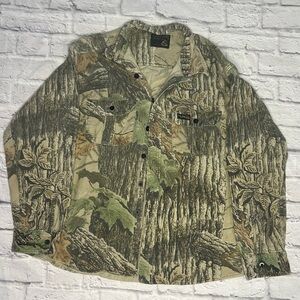 Real tree camo button up long sleeved